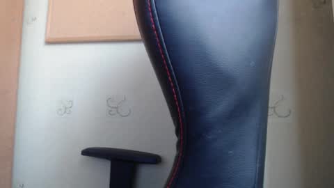 Karol  online show from November 2025 08:26:02 AM