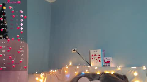 Kira online show from December 2025 02:18:01 AM