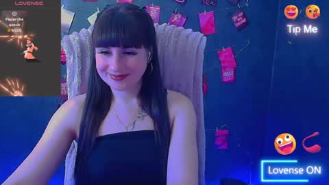 Caroline online show from April 2026 06:16:02 AM