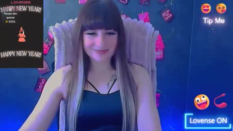 Caroline online show from May 2026 05:47:02 AM
