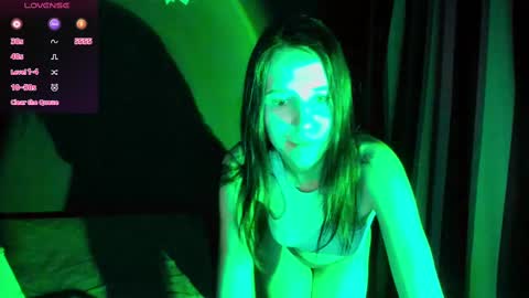 Karolina online show from February 2025 04:35:01 PM