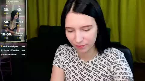Karolina online show from April 2026 07:45:01 AM