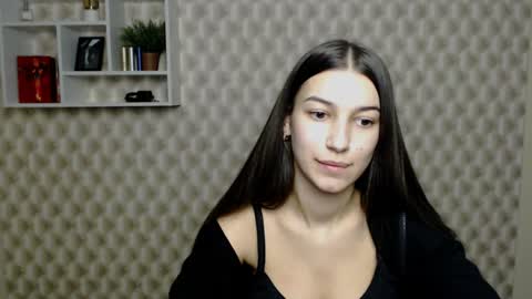 Snapshot of karolinamex_ chatting on December 2024 10:37:01 PM Karolina online show from December 2024 10:37:01 PM