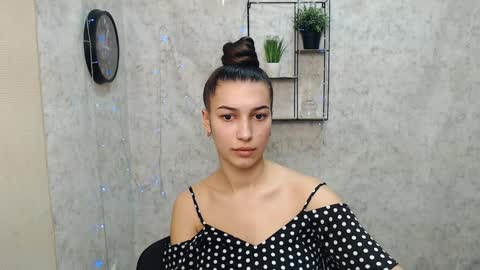 Snapshot of karolinamex_ chatting on January 2025 10:17:01 AM Karolina online show from January 2025 10:17:01 AM