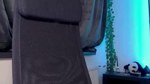 karoline121 online show from February 2026 09:42:01 PM