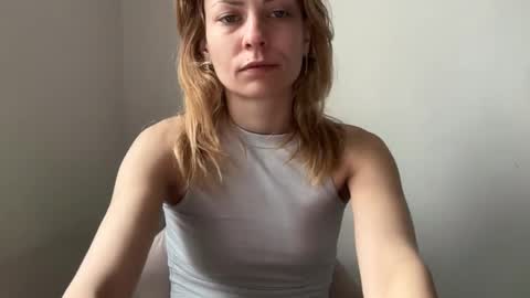 Snapshot of karoline121 chatting on February 2026 09:17:01 AM karoline121 online show from February 2026 09:17:01 AM