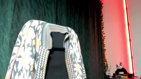 Snapshot of karoline121 chatting on February 2026 09:13:01 PM karoline121 online show from February 2026 09:13:01 PM