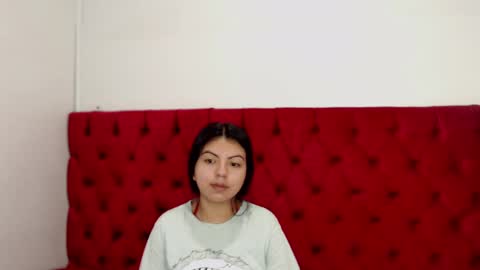 Snapshot of karolineburnx chatting on February 2025 09:16:02 AM Isa online show from February 2025 09:16:02 AM
