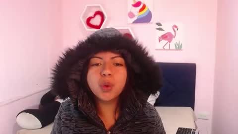 Snapshot of karolineburnx chatting on February 2025 11:58:01 AM Isa online show from February 2025 11:58:01 AM