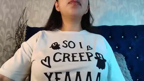 Snapshot of karolineburnx chatting on February 2026 02:41:01 AM Isa online show from February 2026 02:41:01 AM