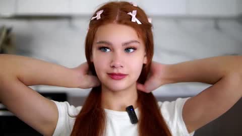 lina online show from December 2025 11:30:02 AM