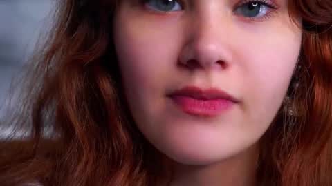 lina online show from December 2025 11:27:02 AM