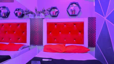 Karol online show from September 2025 12:08:02 PM