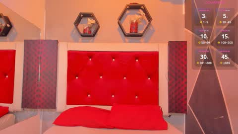 Karol online show from October 2025 12:16:01 PM