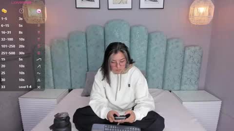 Snapshot of karoll_santos chatting on December 2024 01:39:01 AM Karol Santos online show from December 2024 01:39:01 AM