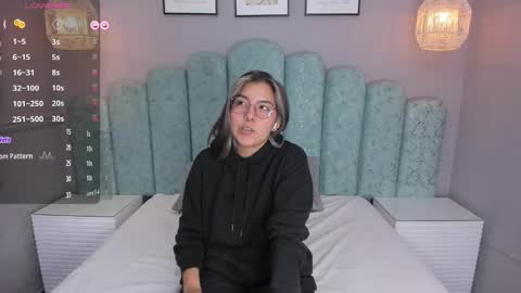Snapshot of karoll_santos chatting on December 2024 12:34:02 PM Karol Santos online show from December 2024 12:34:02 PM