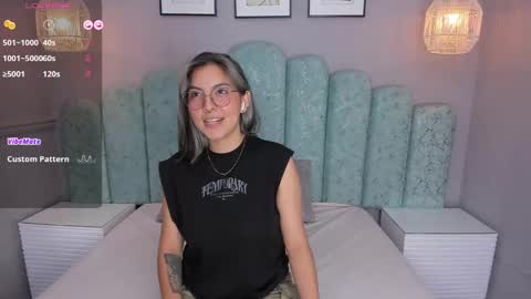 Snapshot of karoll_santos chatting on January 2025 06:20:01 AM Karol Santos online show from January 2025 06:20:01 AM