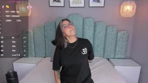 Snapshot of karoll_santos chatting on January 2025 06:56:01 AM Karol Santos online show from January 2025 06:56:01 AM