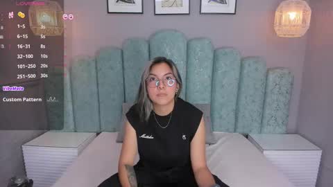 Snapshot of karoll_santos chatting on February 2025 09:38:02 AM Karol Santos online show from February 2025 09:38:02 AM