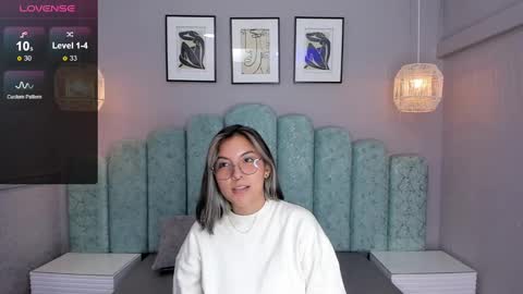 Snapshot of karoll_santos chatting on February 2025 10:04:01 AM Karol Santos online show from February 2025 10:04:01 AM