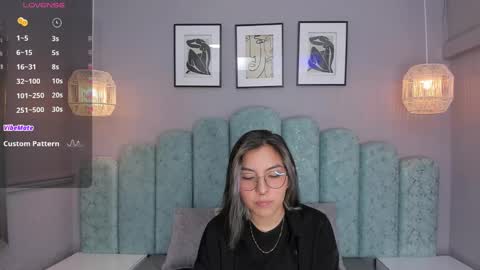 Snapshot of karoll_santos chatting on February 2025 03:40:01 AM Karol Santos online show from February 2025 03:40:01 AM