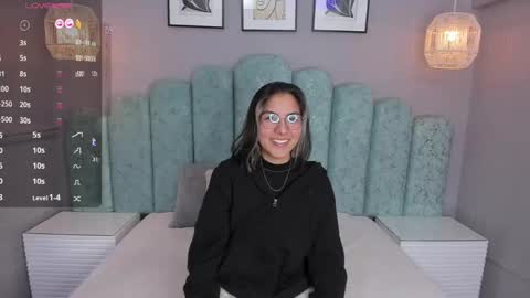 Snapshot of karoll_santos chatting on March 2025 03:57:02 AM Karol Santos online show from March 2025 03:57:02 AM
