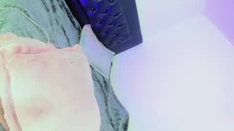 karol online show from April 2026 04:53:01 AM