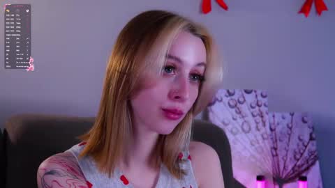 Snapshot of karonberkman chatting on March 2026 01:39:02 PM Angel online show from March 2026 01:39:02 PM