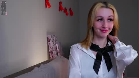 Snapshot of karonberkman chatting on April 2026 02:10:01 AM Angel online show from April 2026 02:10:01 AM