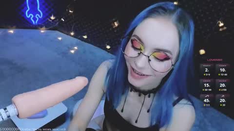 ALYSSA                online show from December 2025 04:35:01 PM