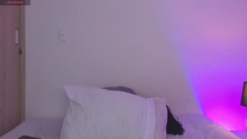 Snapshot of kasey____ chatting on November 2025 02:10:02 PM kasey online show from November 2025 02:10:02 PM