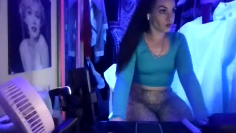 kash_kitty13 online show from January 2026 02:37:01 AM