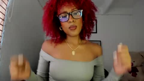 Snapshot of kasielopez chatting on January 2025 03:30:02 PM Kasie lopez online show from January 2025 03:30:02 PM