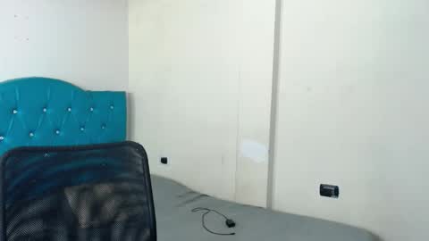 Snapshot of kassandraaa_ chatting on October 2025 07:37:02 PM Kasandra online show from October 2025 07:37:02 PM