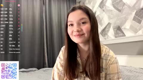 Snapshot of kassandrataulbee chatting on November 2025 04:07:02 PM Kira online show from November 2025 04:07:02 PM