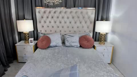 Kassy online show from October 2025 10:43:02 PM