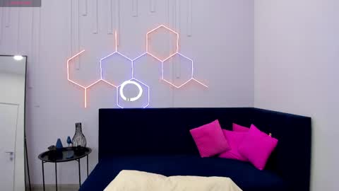 kat__cat online show from May 2026 01:57:01 AM