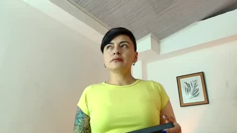 kat paradisse online show from May 2026 11:37:01 AM