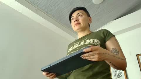 Snapshot of kat_paradisse chatting on July 2026 11:36:01 AM kat paradisse online show from July 2026 11:36:01 AM