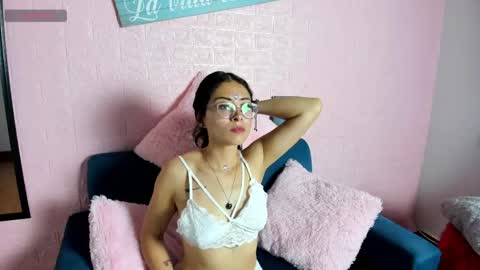 Snapshot of kat_santana chatting on April 2026 08:57:01 PM Kat Santana online show from April 2026 08:57:01 PM