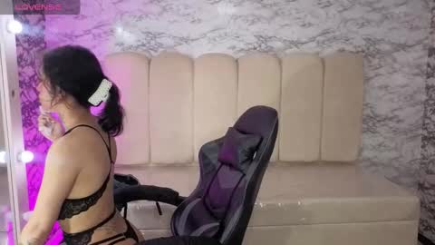 kataleya_t online show from November 2025 03:28:01 AM