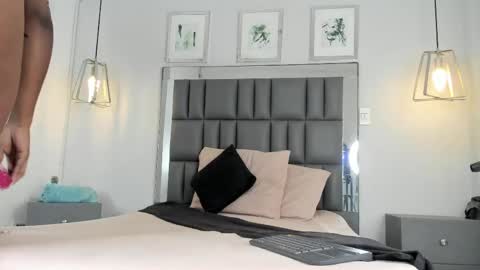 kataleya_west online show from May 2026 06:47:02 PM