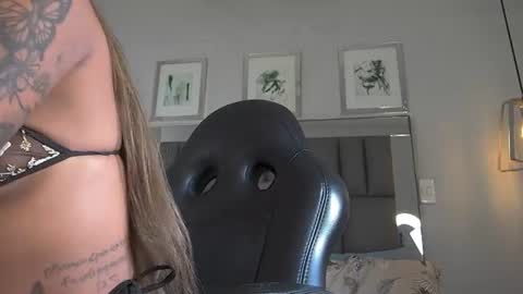 Snapshot of kataleya_west chatting on June 2026 06:50:01 PM kataleya_west online show from June 2026 06:50:01 PM