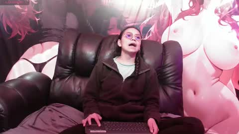 Snapshot of katalina07 chatting on October 2025 03:56:02 PM Katalina online show from October 2025 03:56:02 PM