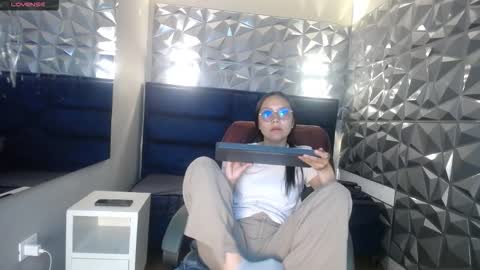 Katalina online show from February 2026 05:18:02 PM