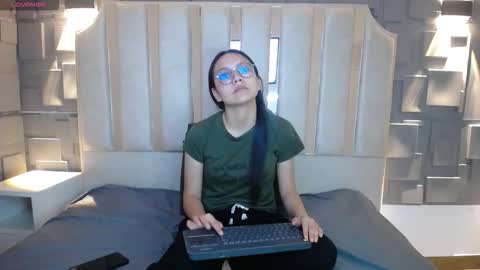 Katalina online show from March 2026 02:02:02 PM