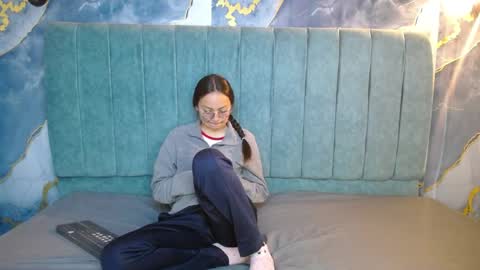 Snapshot of katalina07 chatting on April 2026 05:10:02 PM Katalina online show from April 2026 05:10:02 PM