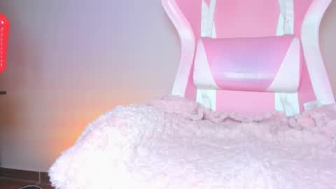 Snapshot of katalinaferreirax chatting on December 2025 11:33:02 PM katalinaferreirax online show from December 2025 11:33:02 PM