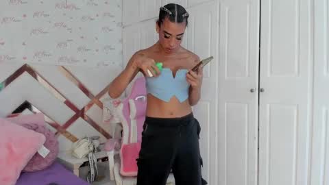 Kata Millants online show from January 2025 04:13:01 AM