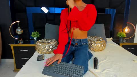 Kata Millants online show from February 2025 11:21:02 PM